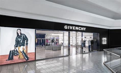 Givenchy Short Hills Mall .